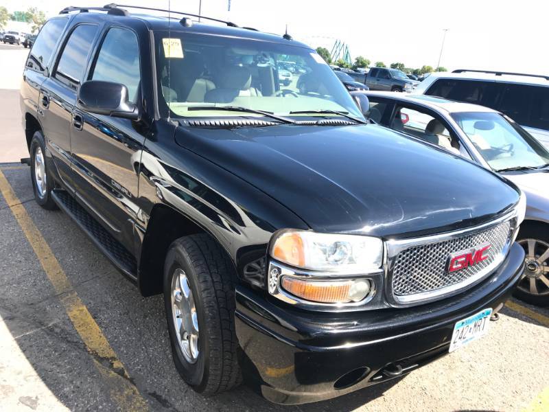 2005 GMC Yukon Denali AWD