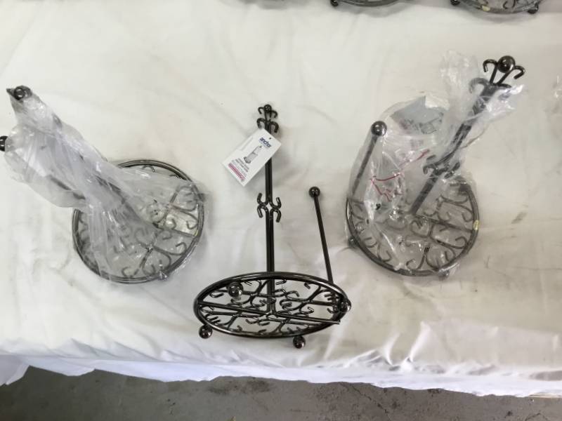 lot 3 image: 3 Metal Paper towel Holders