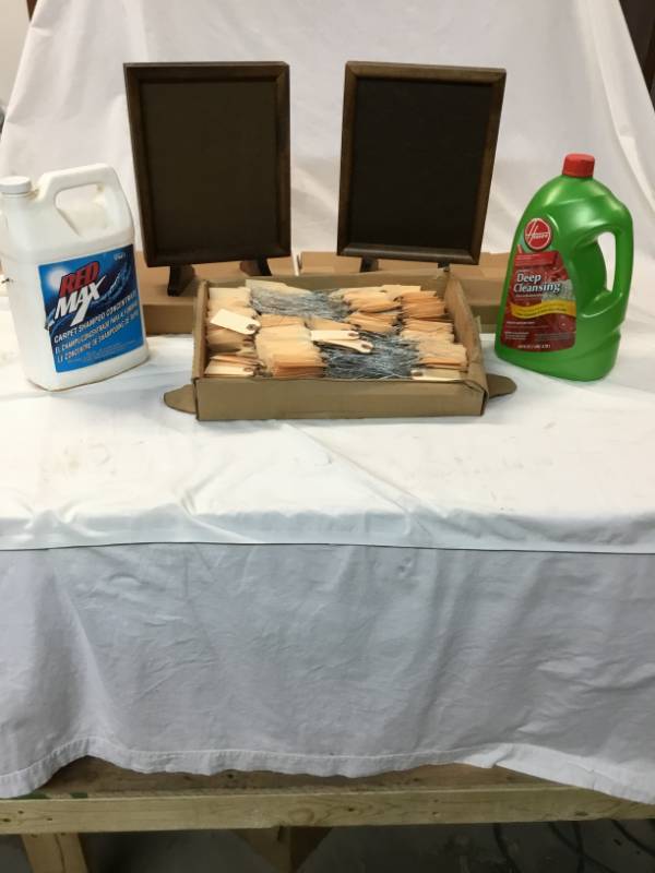 lot 62 image: Carpet shampoo free standing display signs and wire tags