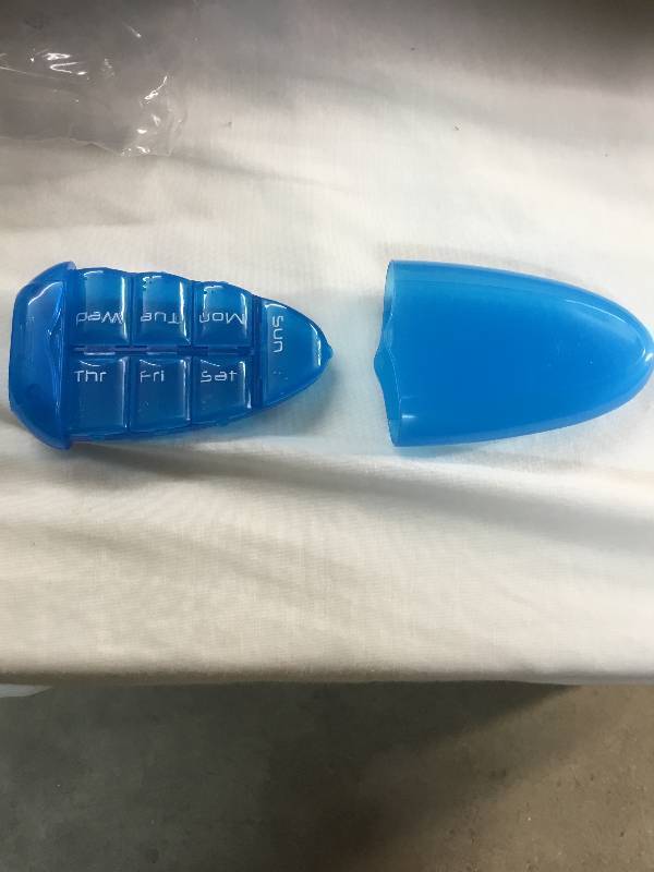 lot 118 image: New - 500 - 7 Day Pill Case in Blue