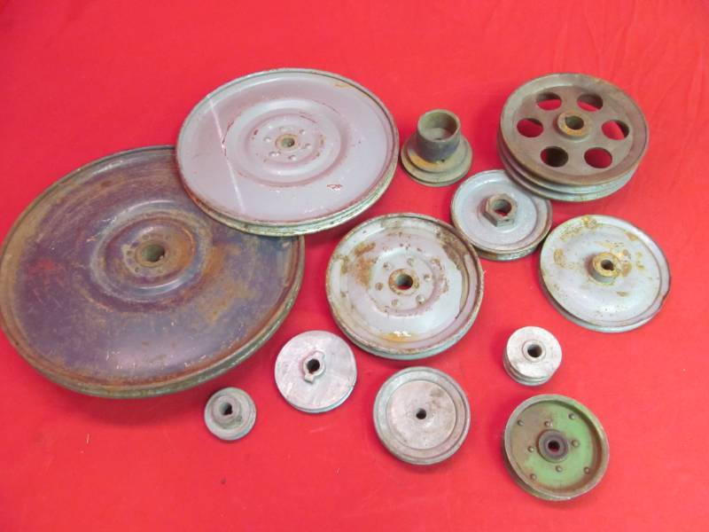 lot 8 image: pulleys