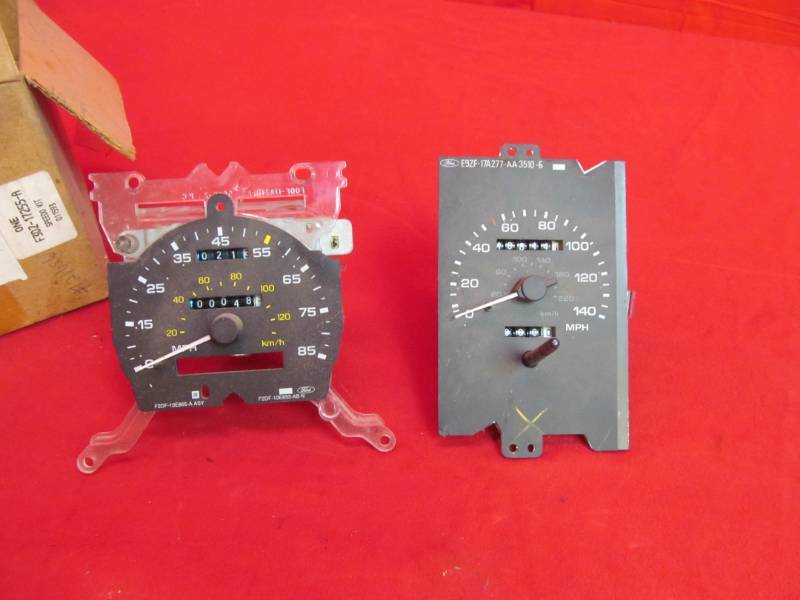 lot 10 image: ford speed odometers