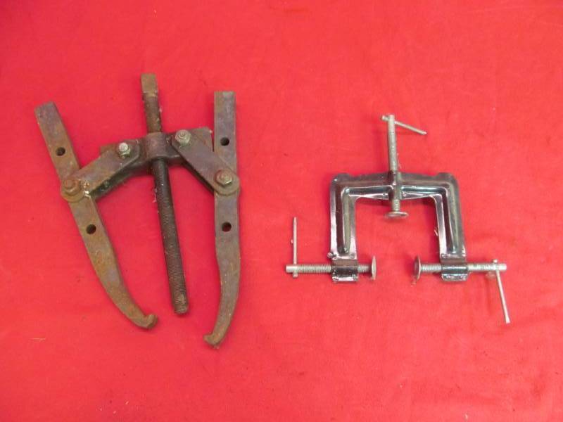 lot 34 image: vintage clamp, gear puller