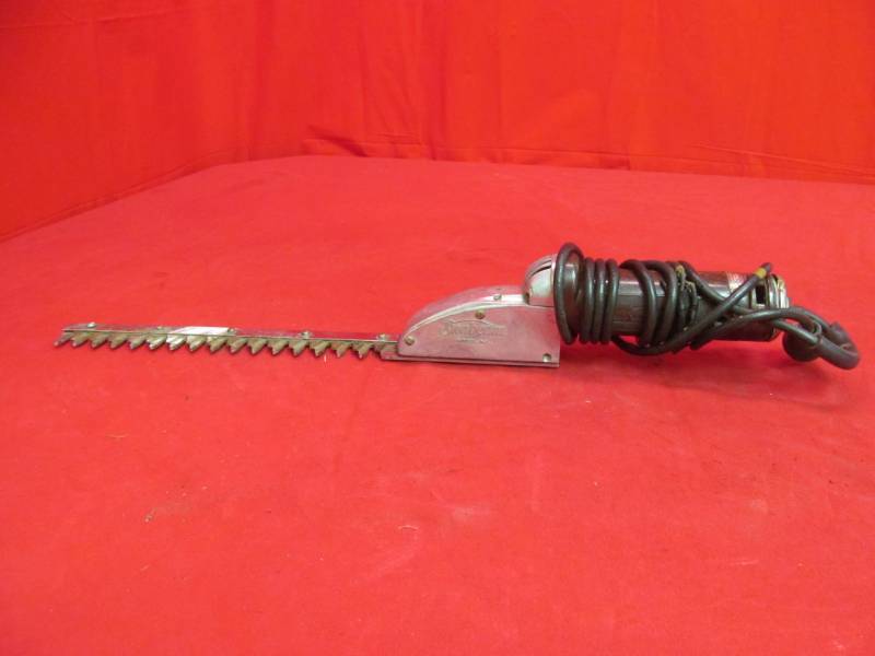 lot 42 image: vintage Sunbeam Corded hedge trimmer