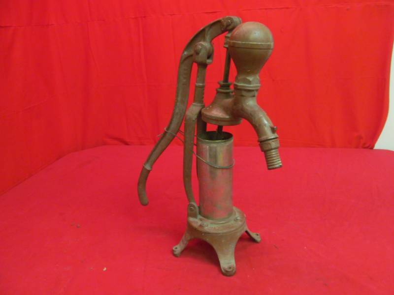 lot 61 image: vintage hand pump