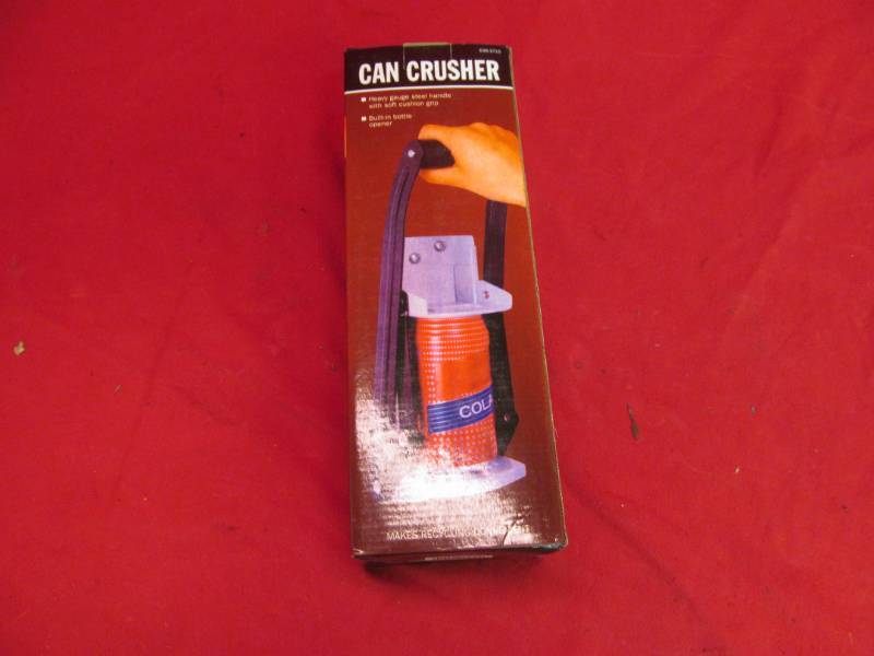 lot 67 image: can crusher