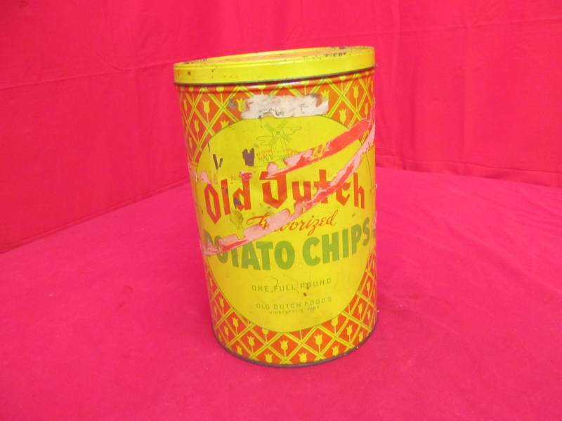 lot 78 image: vintage Old Dutch Potato chip tin