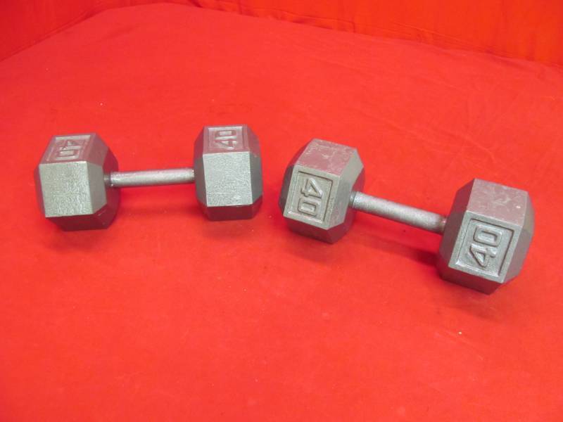 lot 106 image: Dumbbells