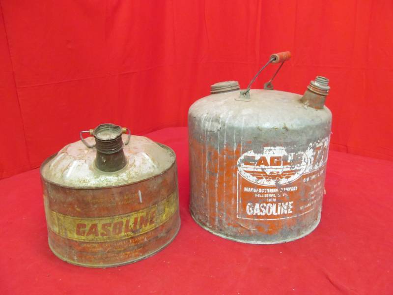 lot 140 image: vintage gas cans