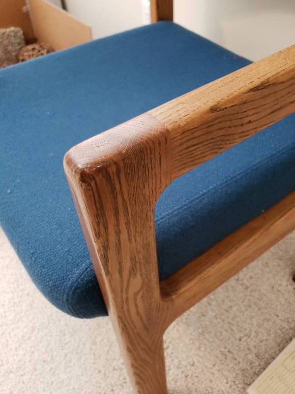 lot 39 image: Solid Oak Upholstered Chair