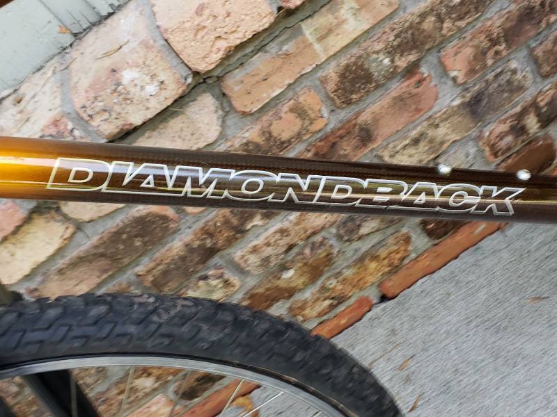 lot 53 image: Diamondback WCF 4.0 Mountain Bike