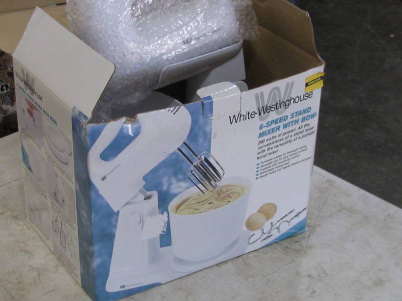 lot 15 image: White Westinghouse Mixer