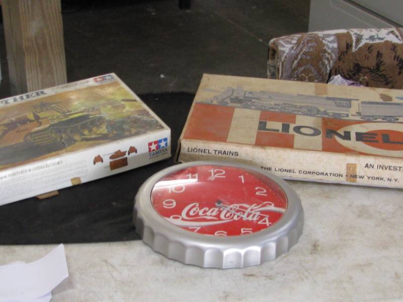 lot 50 image: Lionel Train