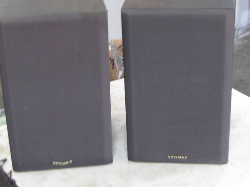 lot 77 image: Stereo Speakers