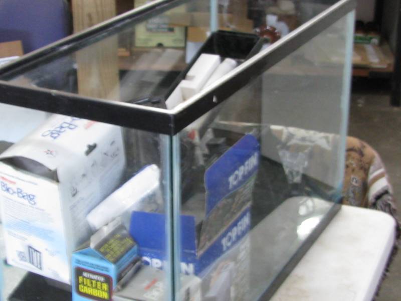 lot 78 image: Aquarium