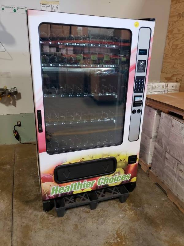 lot 36 image: Vending Machichine Variable Temp.