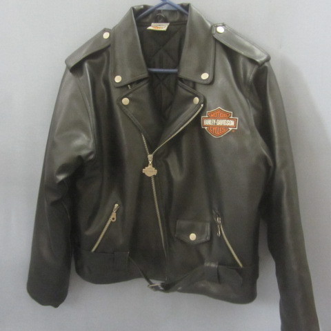 lot 21 image: Harley Jacket