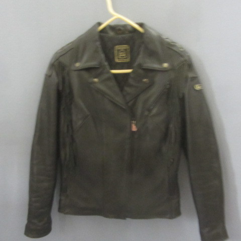 lot 24 image: Ladies Black Leather Jacket