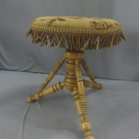 lot 7 image: Antique Piano Stool
