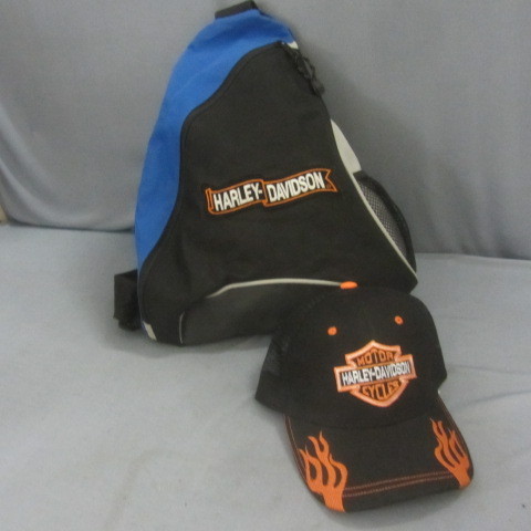 lot 40 image: Harley Adj Cap, Backpack