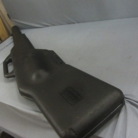 lot 57 image: Cabalas Locking Hard Sided Gun Case