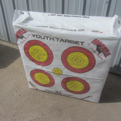 lot 76 image: Archery Target