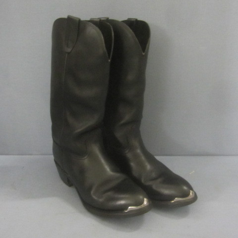 lot 87 image: Georgia Boots