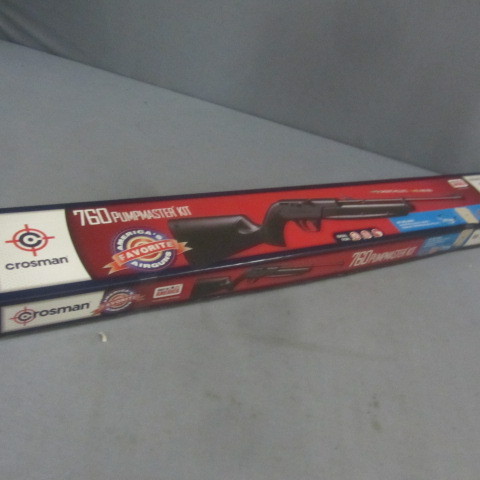 lot 103 image: Crosman Pumpmaster BB Gun