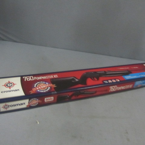 lot 104 image: Crosman Pumpmaster BB Gun