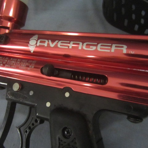 lot 108 image: Avenger Paint Ball Gun