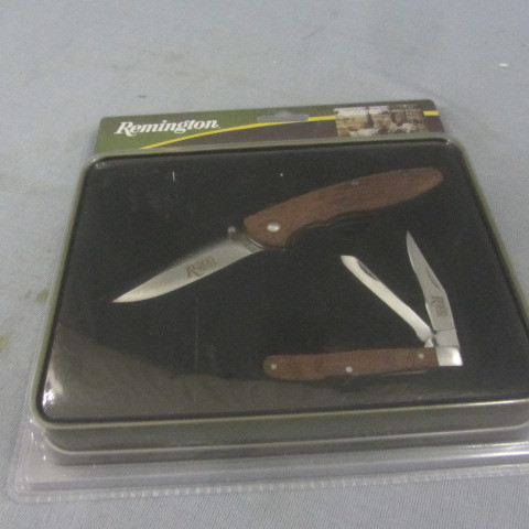 lot 112 image: Remington Knife Gift Set