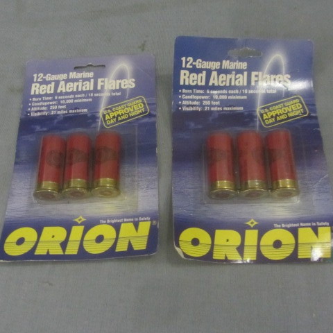 lot 125 image: Orion Marine Flares