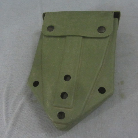 lot 127 image: Collapsible Entrenching Shovel
