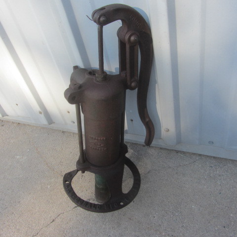 lot 151 image: Cistern Pump