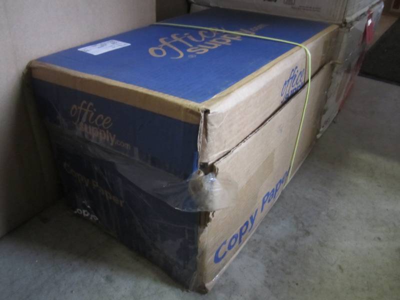 lot 6 image: Case of 5000 Sheets of 8.5 x 11 C...
