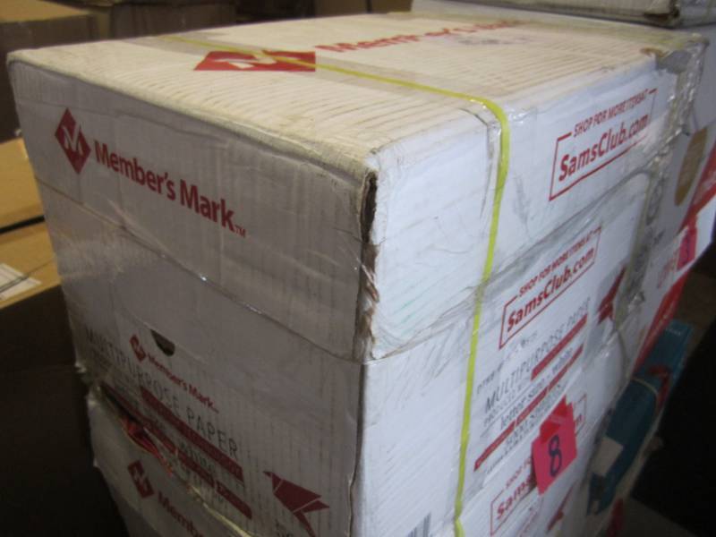 lot 9 image: Case of 5000 Sheets of 8.5 x 11 C...