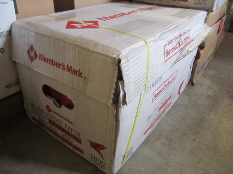 lot 11 image: Case of 5000 Sheets of 8.5 x 11 C...