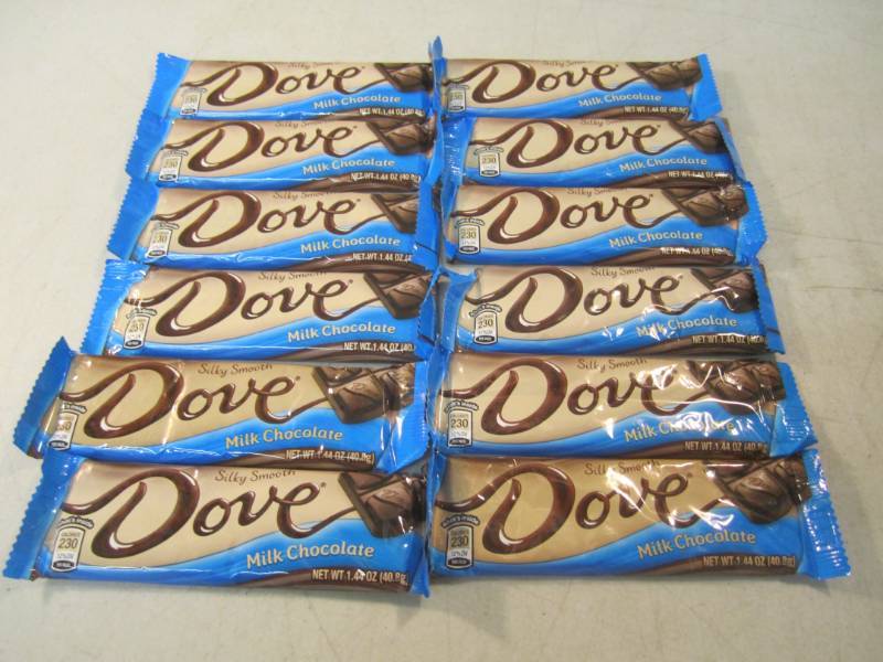 lot 68 image: 12 Dove Milk Chocolate Candy Bars B...