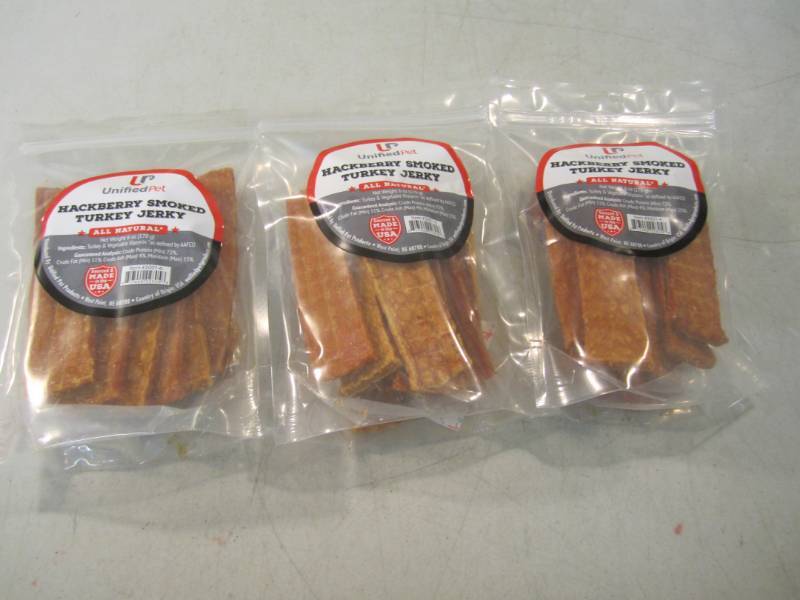 lot 82 image: 3 Bags of Hackberry Smoked Turkey J...