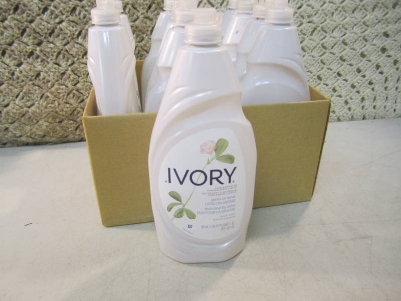 lot 132 image: 10 Bottles of Ivory Dishwashing Liq...
