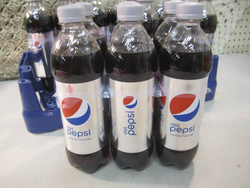 lot 173 image: Case of 24 Bottles of Diet Pepsi 16...