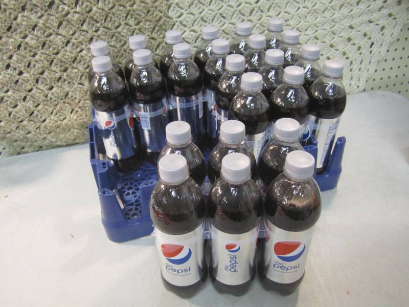 lot 176 image: Case of 24 Bottles of Diet Pepsi 16...
