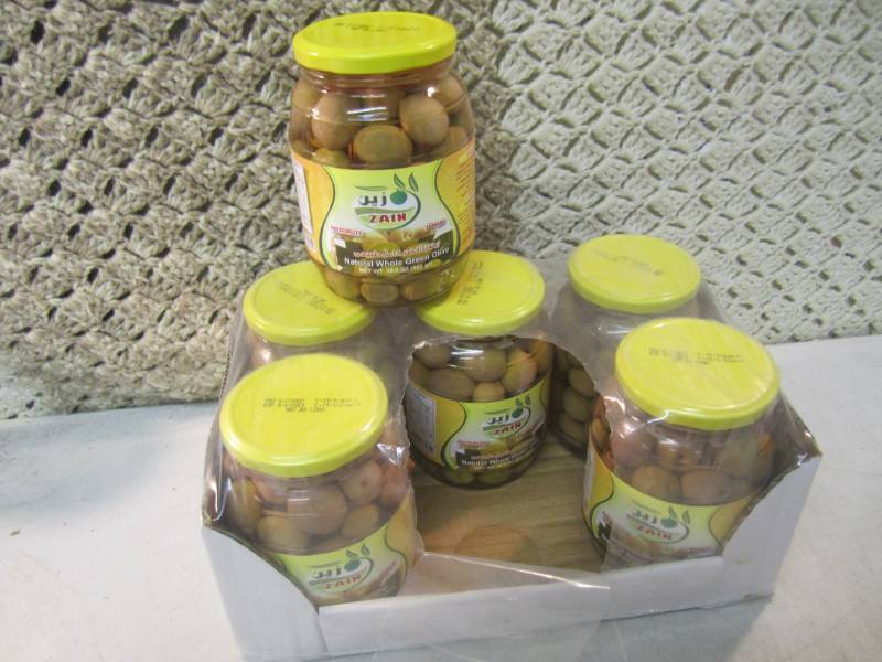 lot 186 image: Case of 6 Jars of Natural Whole Gre...
