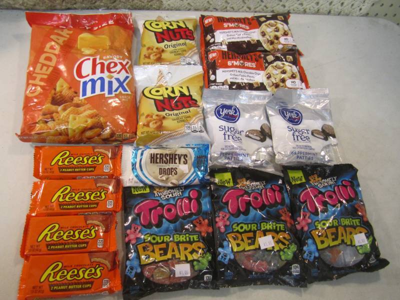 lot 259 image: Mixed Lot of Misc Candy and Snacks ...