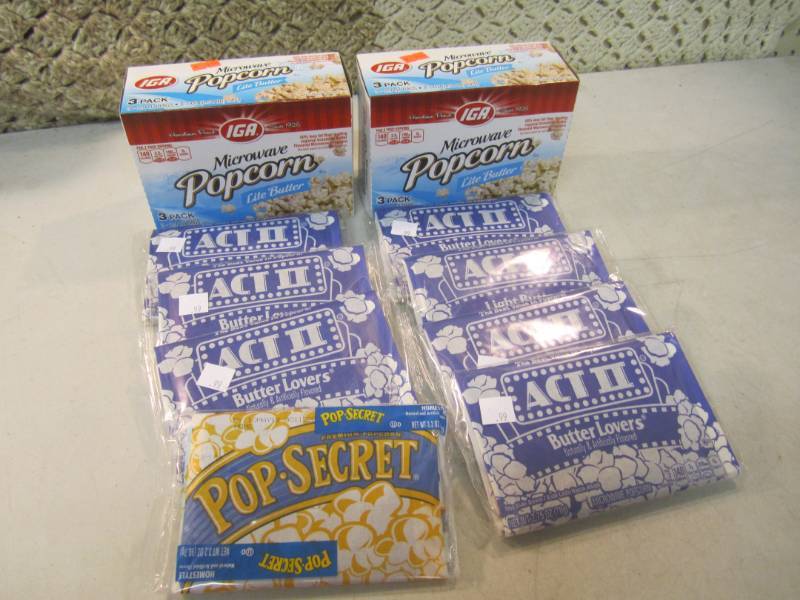 lot 266 image: Mixed Lot of Microwave Popcorn Best...