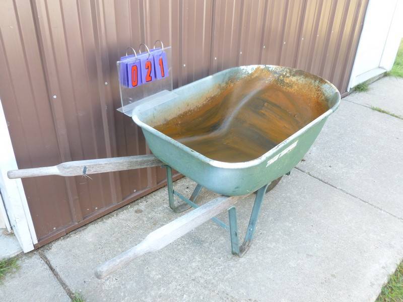 lot 21 image: SnS Auctions # 334 Out door & Equipment