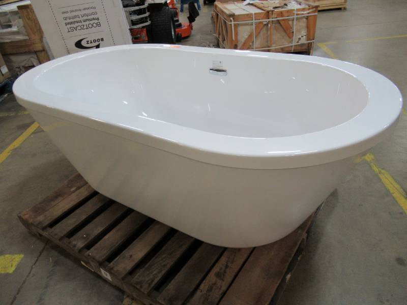 lot 19 image: Schon Colton 5.25 ft. Center Drain Freestanding Bathtub in Glossy White
