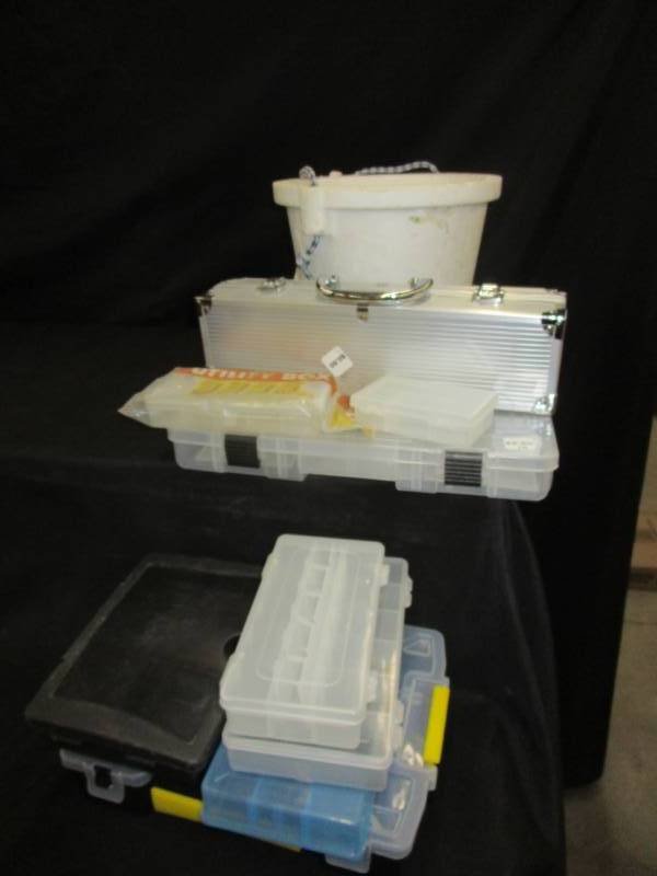 lot 116 image: Fishing Organizers