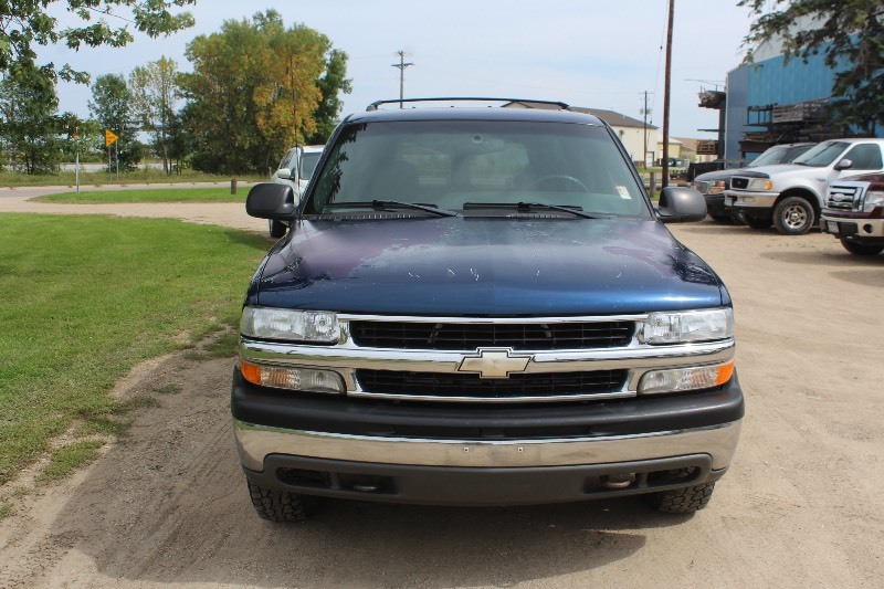 2000 Chevrolet Suburban 1500 LS 4x4