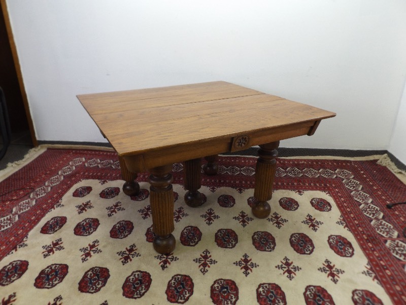 lot 6 image: Antique Primitive Table